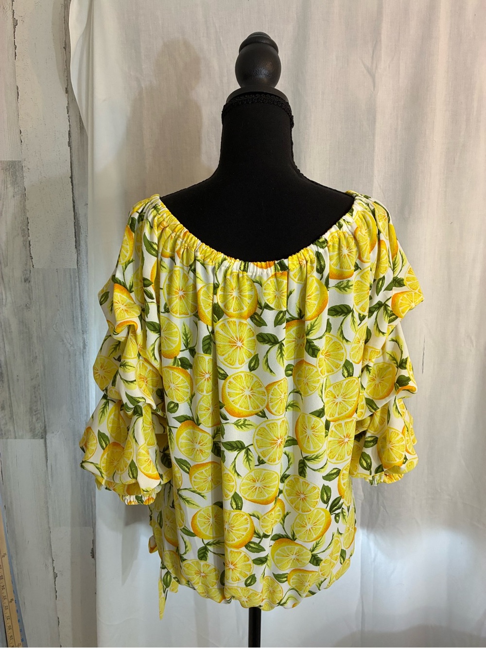 CeCe Yellow Lemon-Print Off-Shoulder Ruffle Blouse - Picture 3 of 4